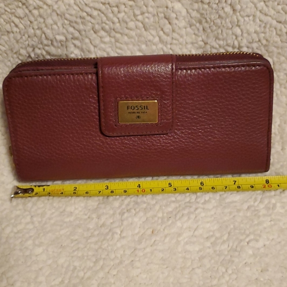 Fossil Wallet/Wristlet - Picture 7 of 9